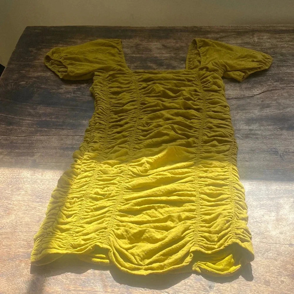 She’s in parties bodycon dress size large - Picture 5 of 16